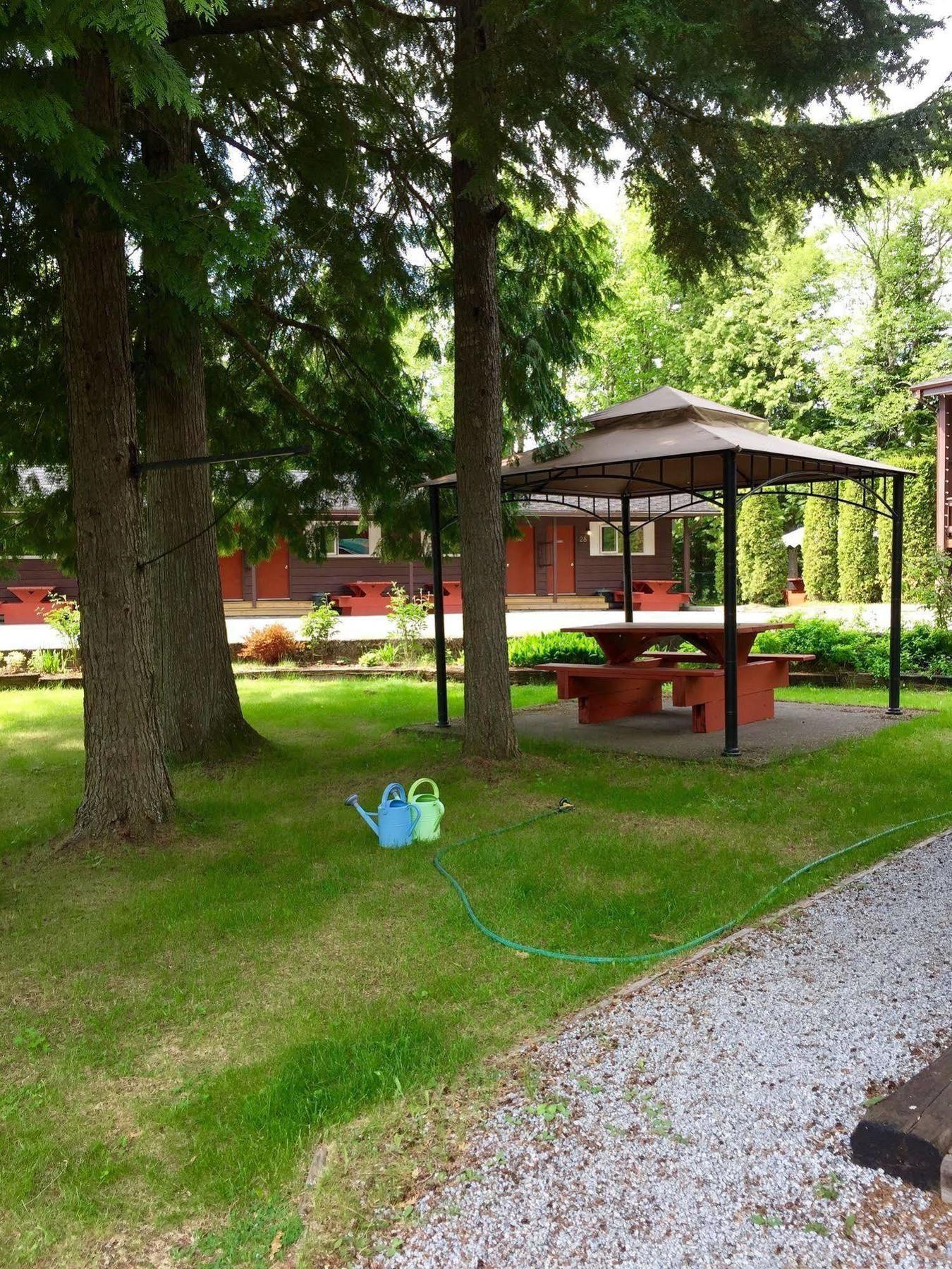 Copper River Motel Террас Экстерьер фото